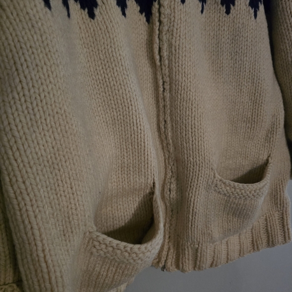 Handmade Vintage Canadian Chunky Knit Cowichan Style Sweater, Large - Picture 6 of 16